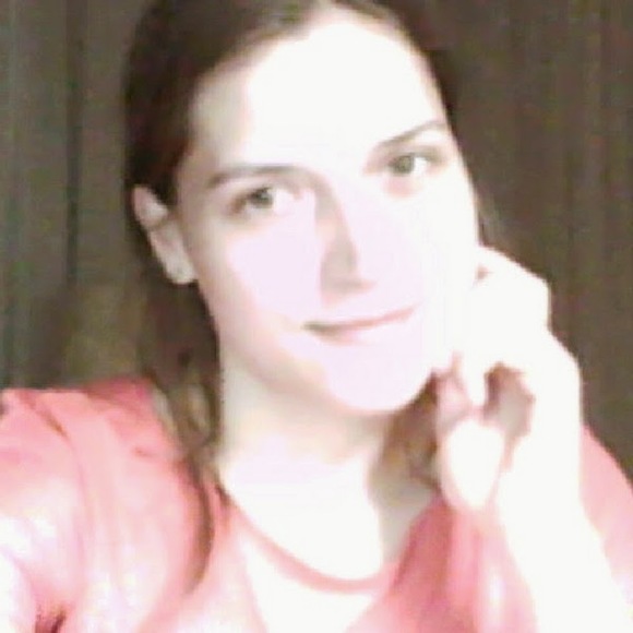 Meet your Posher, Miriam - Picture 1 of 1